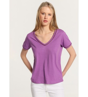 Lois Jeans Basic T-shirt met korte mouwen en V-hals met paarse gestanste details