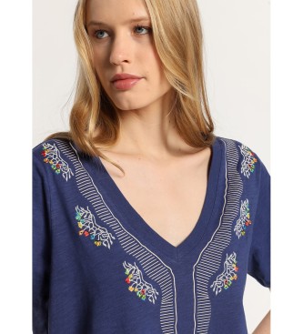 Lois Jeans Short sleeve V-neck T-shirt with navy embroidery