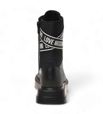 Love Moschino Quadratische Lederstiefel schwarz