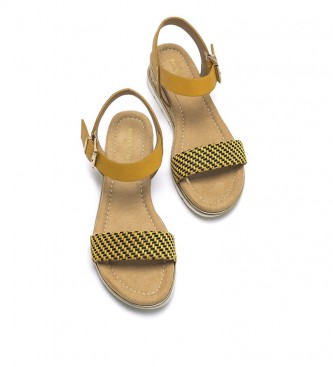 MARIAMARE Sandals 67823 mustard -Wedge height: 4 cm.