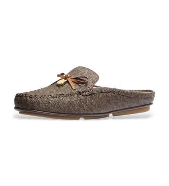 Michael Kors Zapatos Greta con logotipo marrón