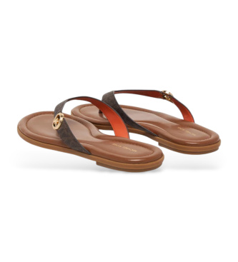 Michael Kors Brązowe sandały z monogramem