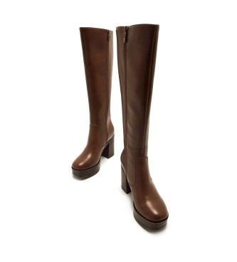 MTNG Stiefel New 67 braun