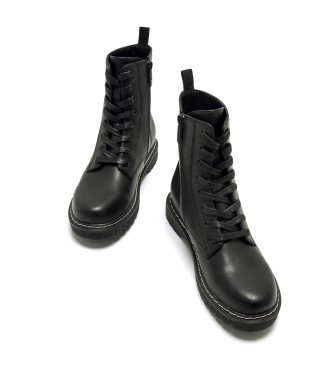 Mustang Calm X Stiefelette schwarz