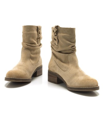 Mustang Casual FRONTIER beige leather ankle boots