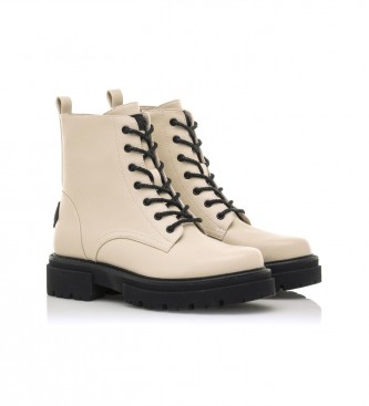 Mustang Off-white Merc ankle boots