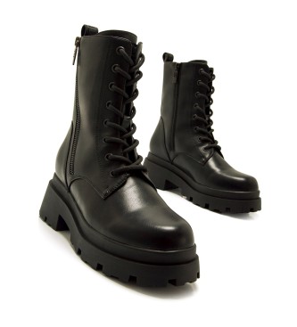 MTNG Mission Ankle Boots Black