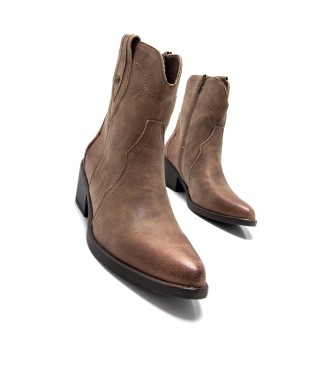 Mustang Tanubis Ankle Boots Brown