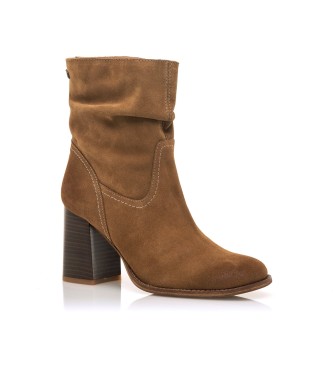 Mustang Violette brown leather ankle boots