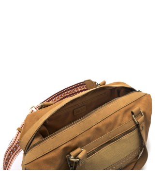 Mustang Brown Arts bag -38x24x16cm