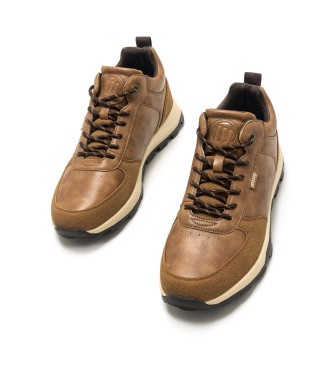 Mustang Fonix brown trainers