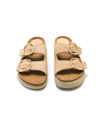 Mustang Beige Lion Leather Sandals