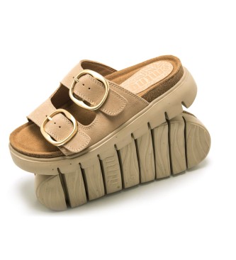 Mustang Beige Lion Leather Sandals
