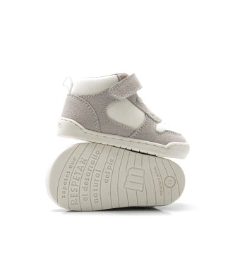 Mustang Kids Trainers Free White, grey