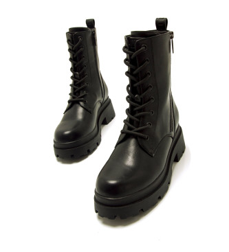 Mustang Botas 53261 negro