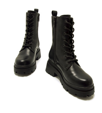 Mustang Botas 53261 negro