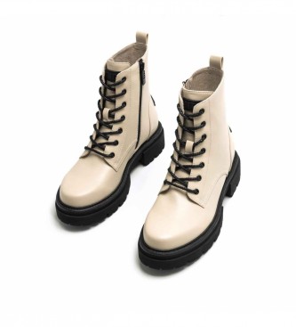 Mustang Off-white Merc ankle boots