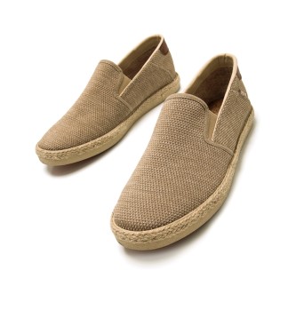 Mustang Bequia beige shoes