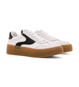 Mustang Trainers 60541 white