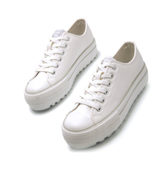 Mustang Trainers Bigger T white