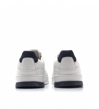 Mustang White casual trainers