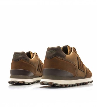 Mustang Brown soft slippers