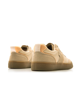 Mustang Roy beige trainers