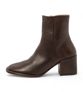 Neosens Brown leather ankle boots S3374