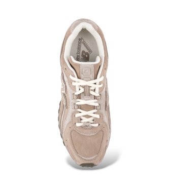 New Balance Beige 204L sneakers