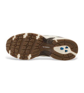 New Balance Trainers 530 gebroken wit