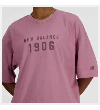 New Balance T-shirt iconica oversize in maglia collegiale rosa