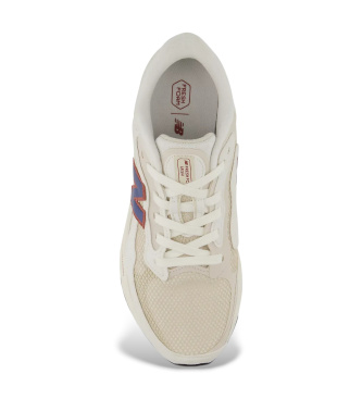 New Balance Turnschuhe Fresh Foam Arishi v4 Tiralux beige