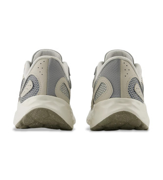 New Balance Trainers Fresh Foam Arishi v4 grey