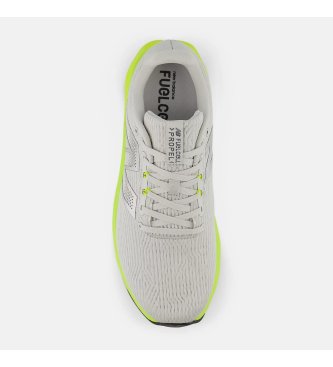 New Balance Baskets FuelCell Propel v5 gris