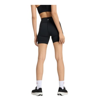 New Balance Short 6 preto de cintura alta com bolso