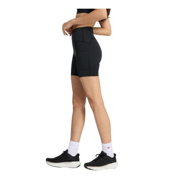 New Balance Short 6 preto de cintura alta com bolso