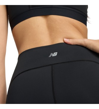 New Balance Taschen-Shorts mit hoher Taille 6 schwarz