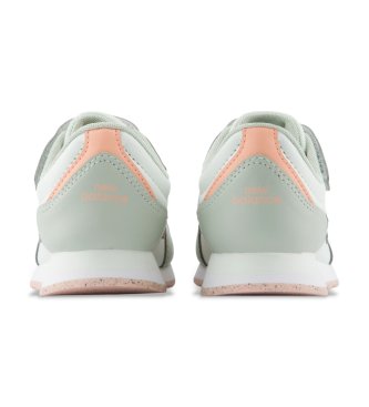 New Balance Superge 323 Bungee Lace z zaponko na vrhu v srebrni barvi