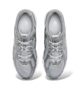New Balance 740 trainers, grey