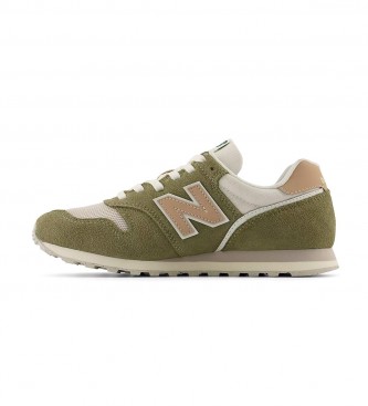 New Balance 373v2 green leather sneakers