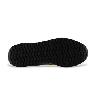 New Balance Yellow leather sneakers 471