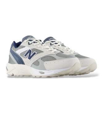 New Balance Sapatilhas de pele 880R bege