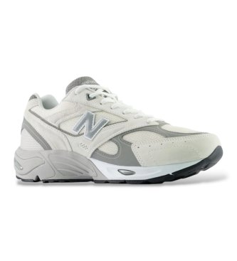 New Balance Baskets en cuir 880R beige