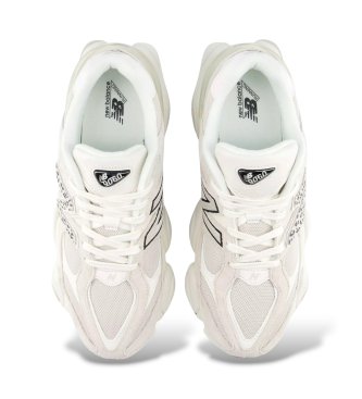 New Balance Zapatillas de piel 9060 beige