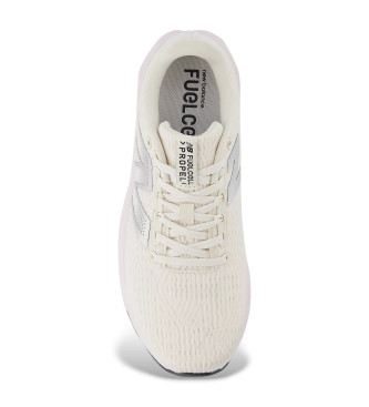 New Balance Superge FuelCell Propelv5 beige
