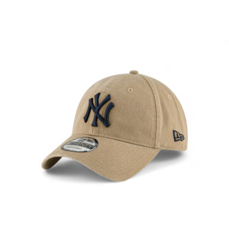 New Era Core Classic 2 0 New York Yankees beige cap