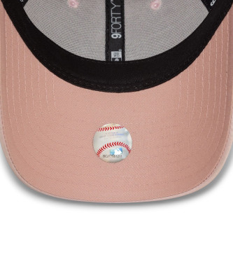 New Era Cappellino rosa satinato 9Forty dei New York Yankees