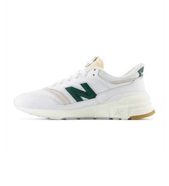 New Balance Usnjene športne copate 997R bele barve