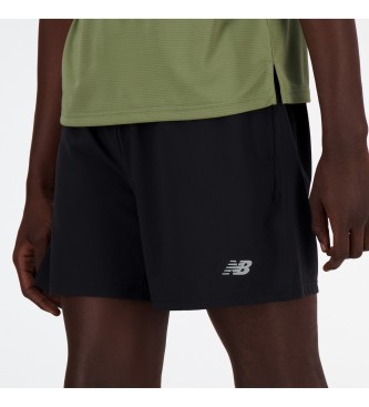 New Balance Short Sport Essentials Gefttert 5 schwarz