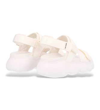 NO NAME Sandali beige con cinturini a forma di gong